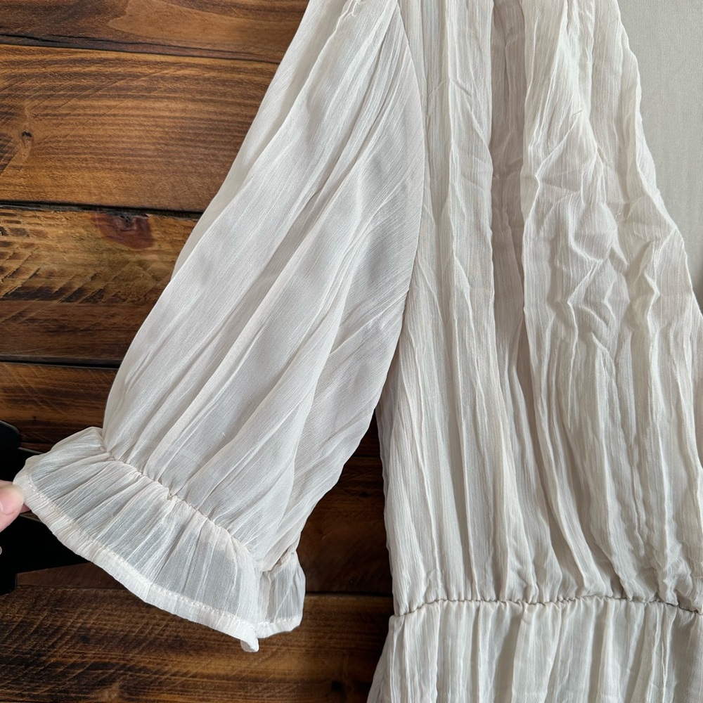 Elegant Cream Midi Dress with Ruffled Sleeves - Picture 5 of 7